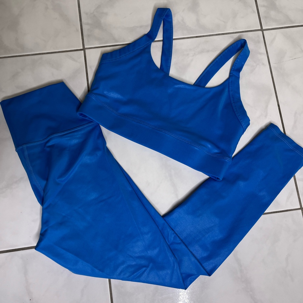 Carbon 38 Workout Set